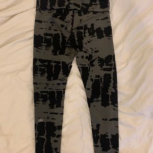 Alo Yoga Leggings